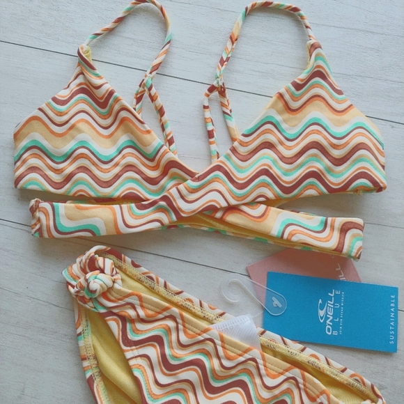 O'Neill NEW Lagoon Stripe Warp Top Bikini Set - Picture 5 of 15